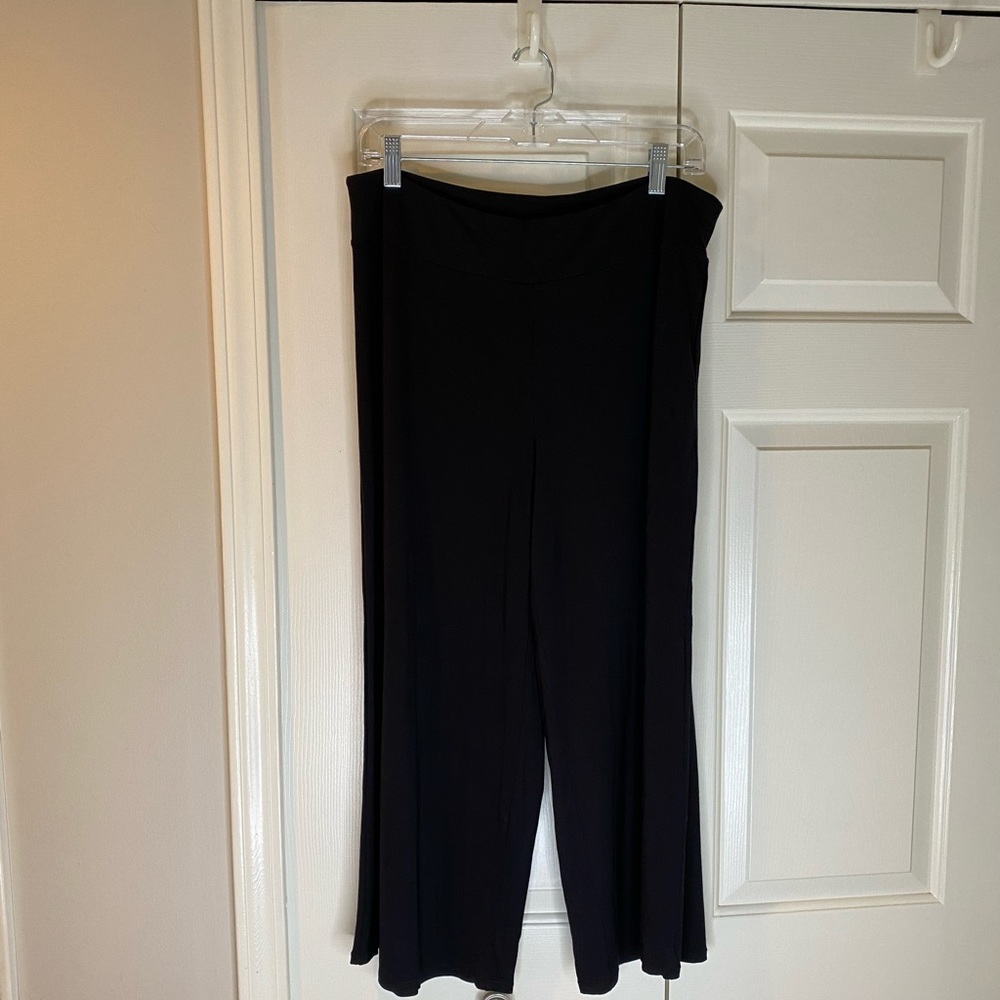 Sassimi women’s wide leg cropped bamboo pants